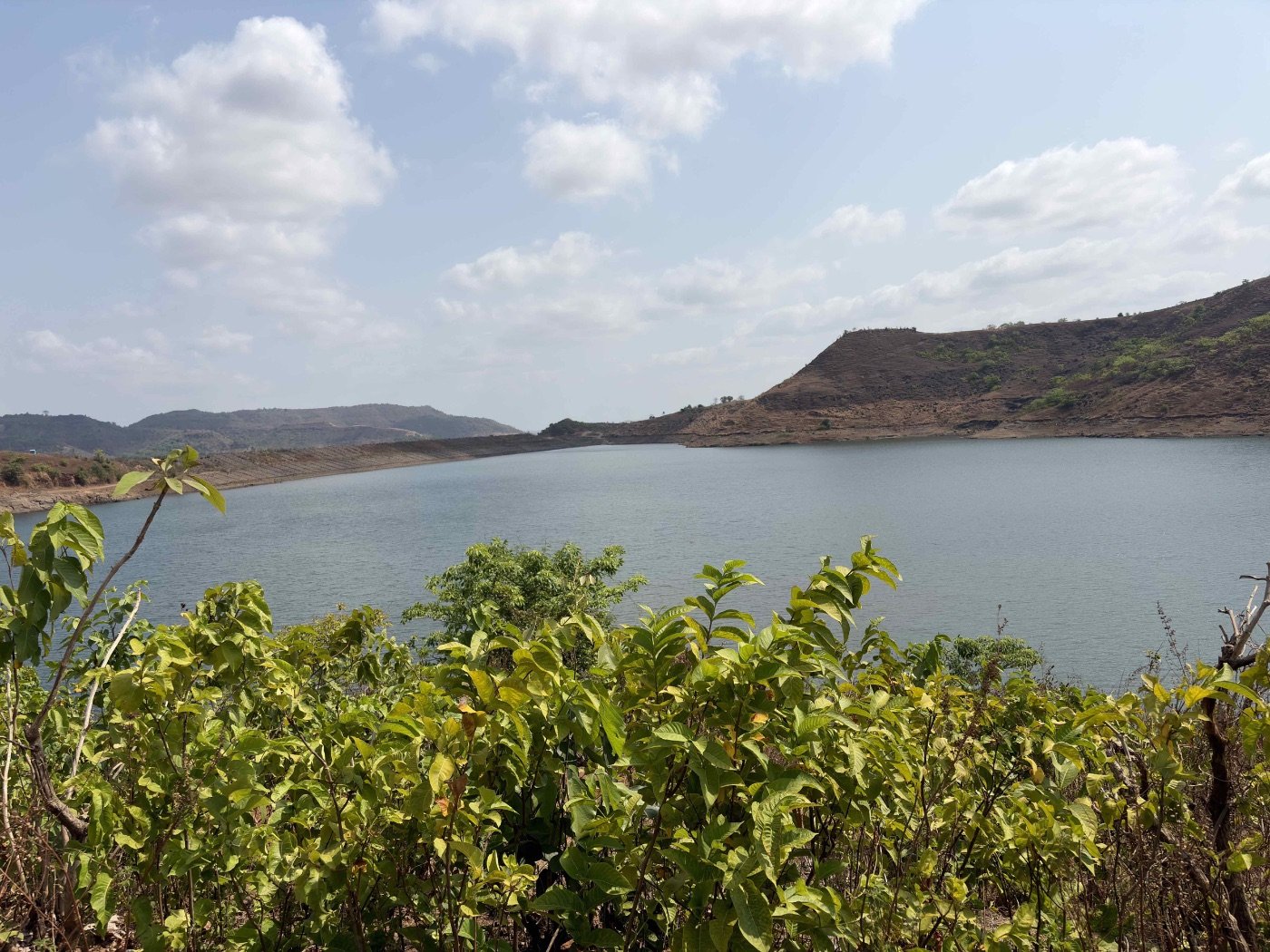 Dhom Dam reservoir at the Garbett trailhead